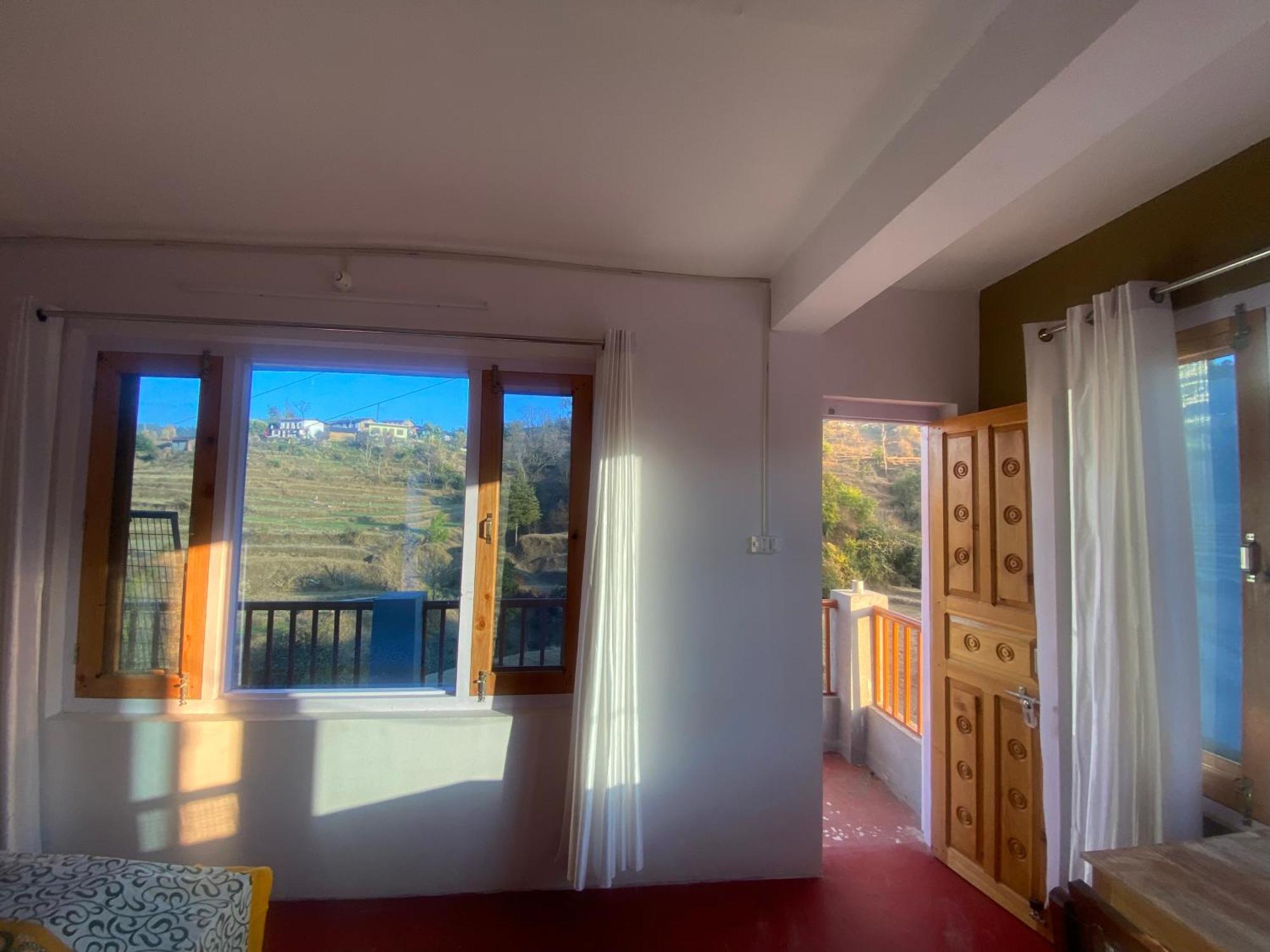 Brook Cottage Champawat Exteriör bild